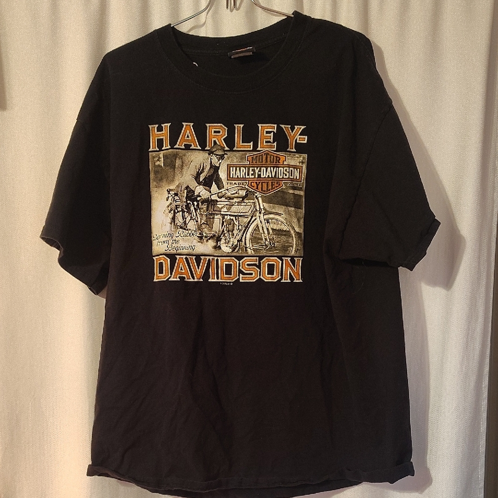 Harley-Davidson Black and Gold Motorcycle Tee